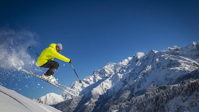 Ski package
